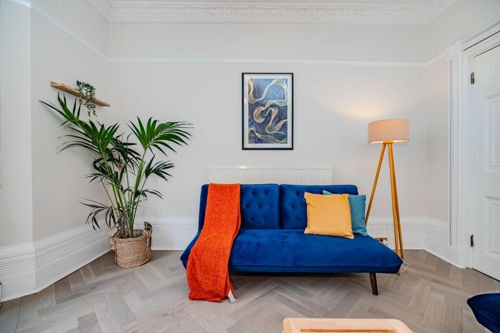 Beautiful Sea View I Spacious One Bed Flat I Sleep 4 Guests Bp2 * Hove